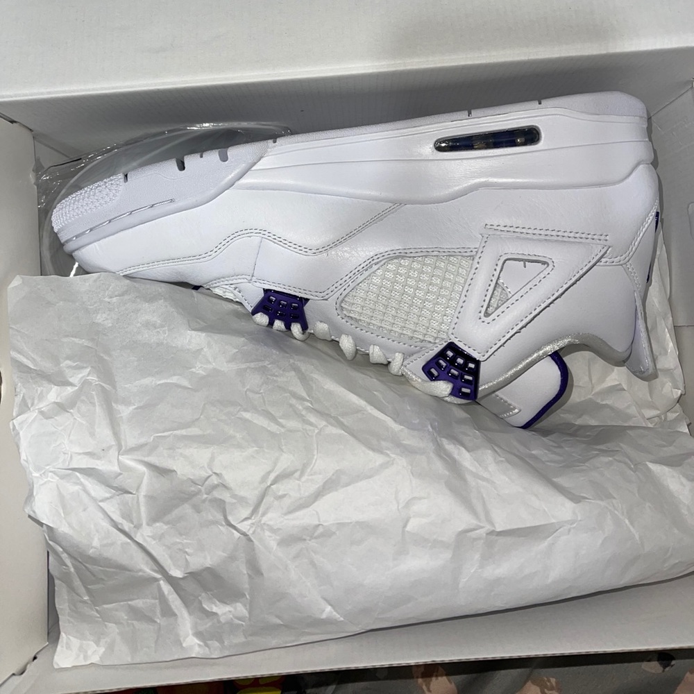 Metallic purple 4s